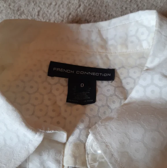 White blouse - Picture 2 of 2